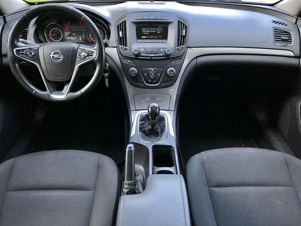 Opel Insignia 2.0 CDTI — alternativni prikaz